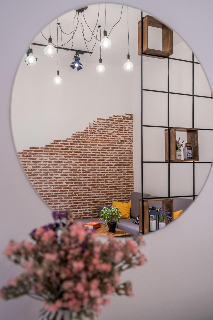 Irina'S Cozy Apartment In Old Тбилиси Екстериор снимка